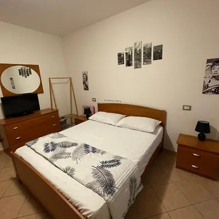 Le Crete Bed & Breakfast *